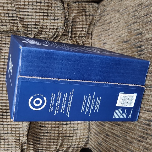 Corelle Winter Holiday Rudolph 12 Piece Dinnerware Set Christmas Winter New Year - Picture 4 of 8